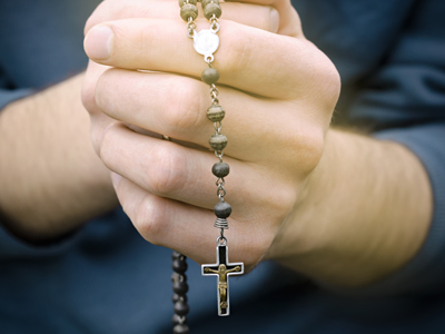 Lourdes: unidos en oración